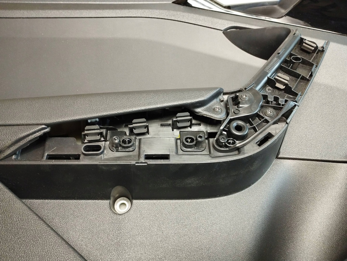 Audi A1 side door right front 82G867134