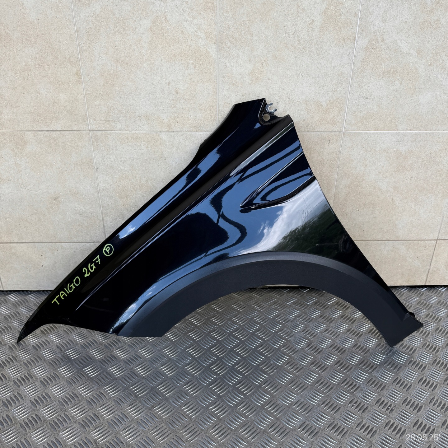 fender front left VW VOLKSWAGEN TAIGO 2G7 2024 ROK