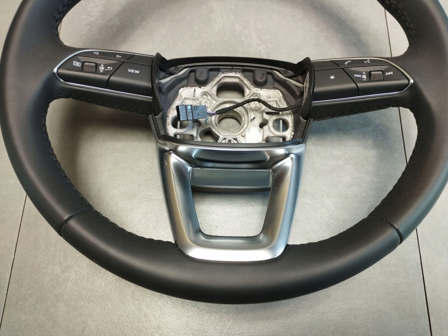 Audi Q3 F3 83A lenkrad Leder MULTI 83A419091D