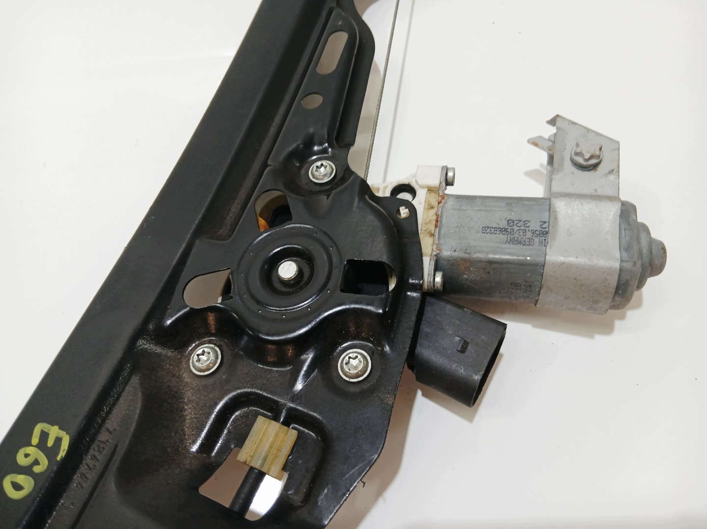 window regulator right rear part BMW E60 E61 7184744