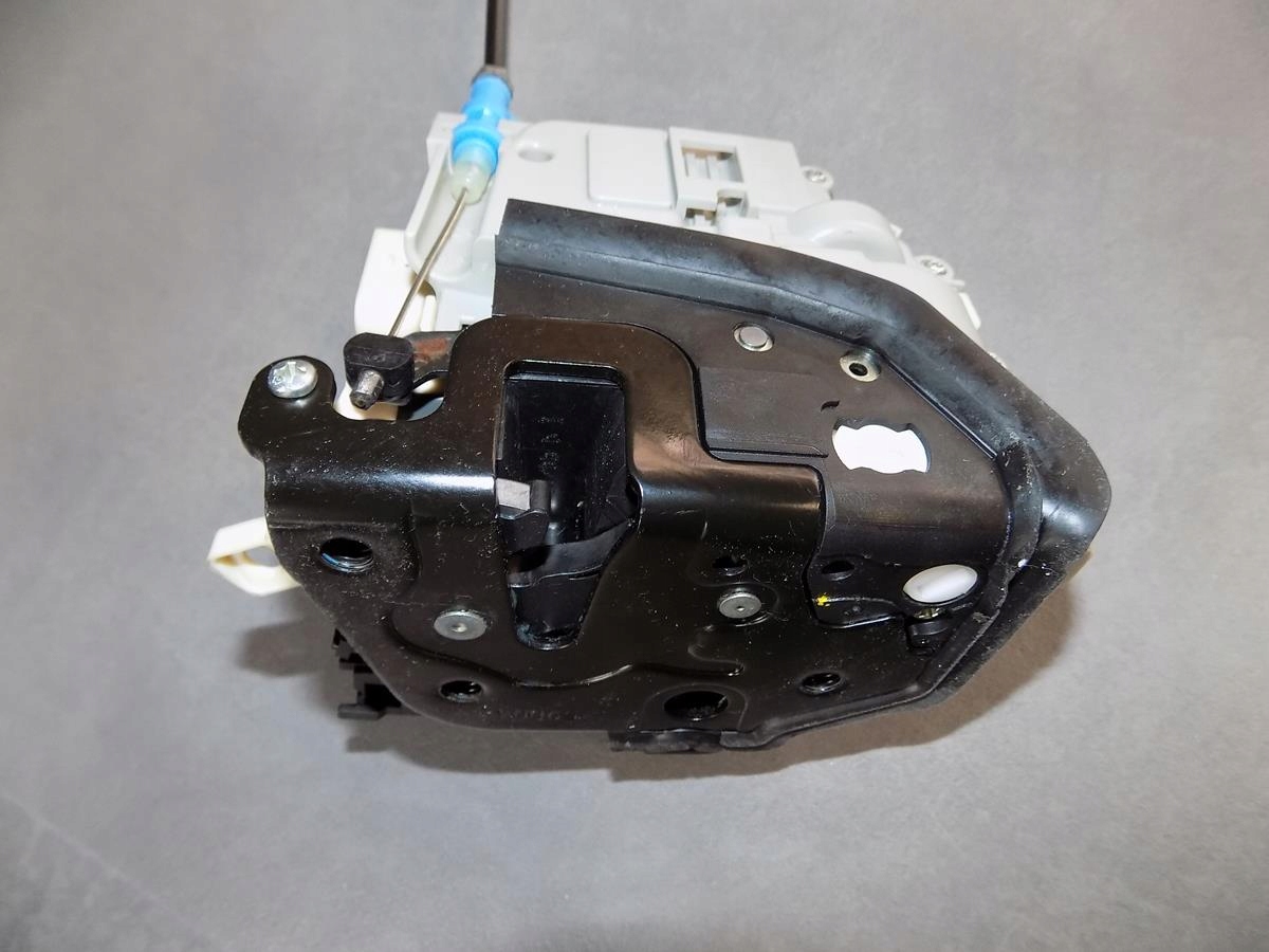 AUDI TT 8S lock door PP 8x1837016b