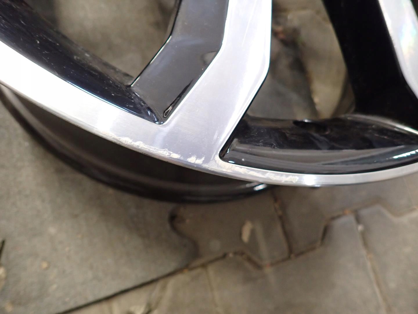 disk disk SKODA 5E0 5x112 ET49 7J 18" 5E0601025J
