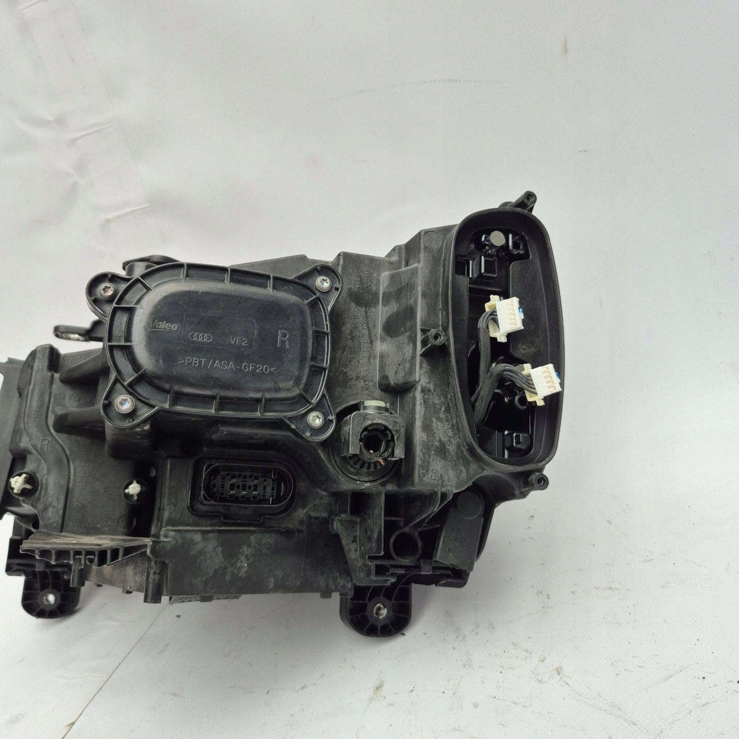 AUDI Q2 81A 16- light right front front FULL LED 81A941034