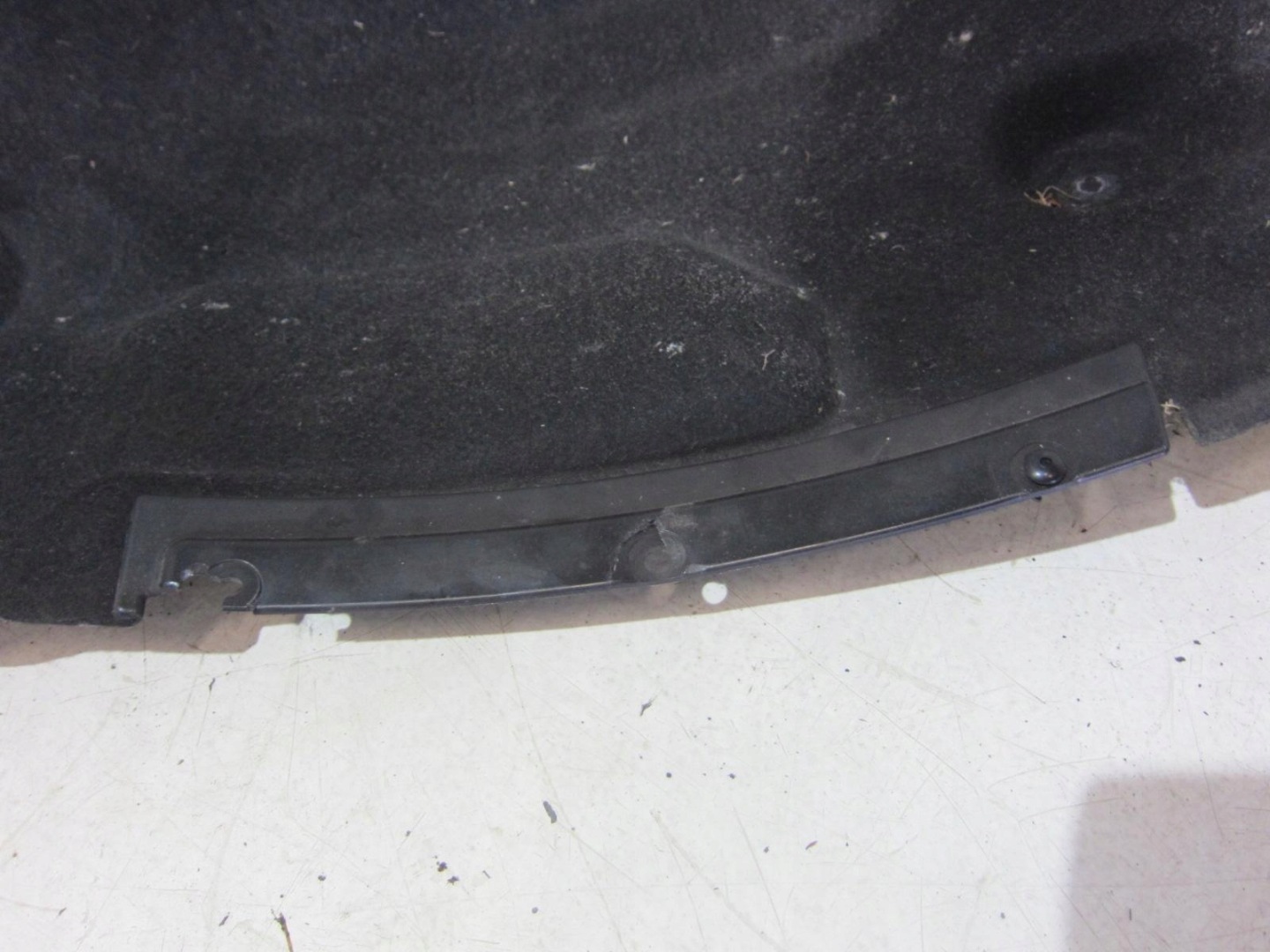 BMW F10 F11 mudguard right front 7186728