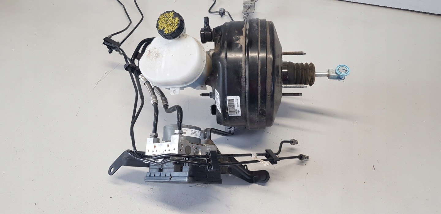 FORD MUSTANG 2015 + Pumpe ABS Servo GR3C-2C405-BC
