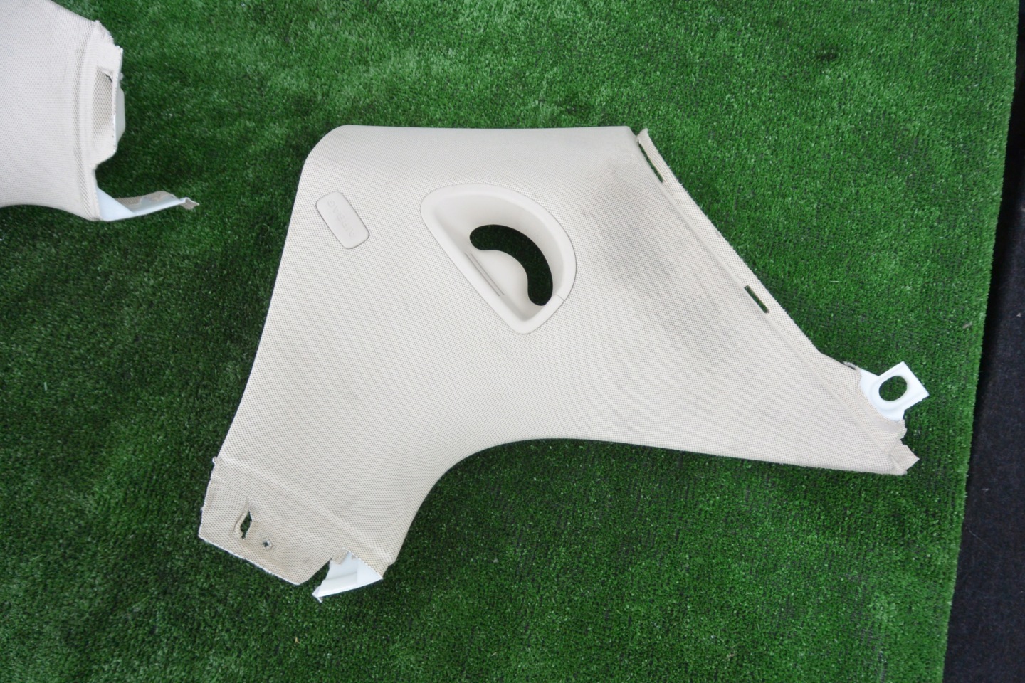 cover SLUPKA C right left LIFT BEZOWE AUDI Q7 4L