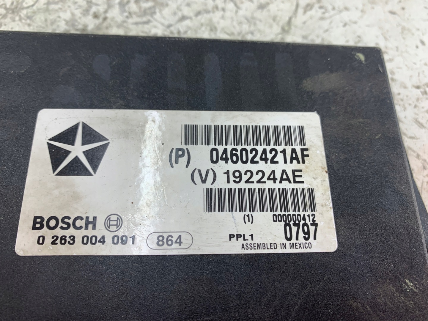 CHRYSLER 300C module unité de commande électronique uce PDC capteurs stationnement 04602421AF