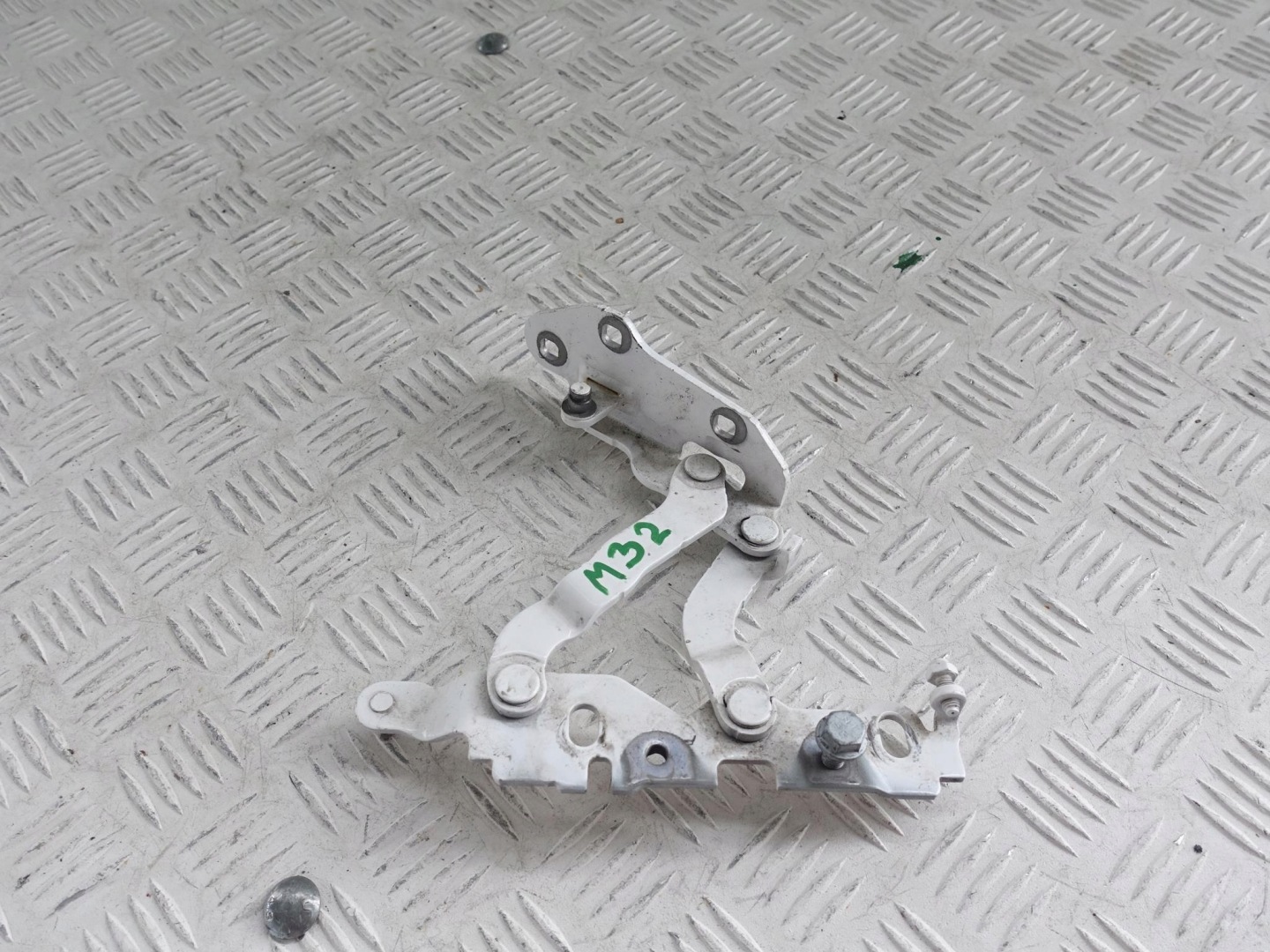 MERCEDES E W212 S212 09-16 hinge bonnets right