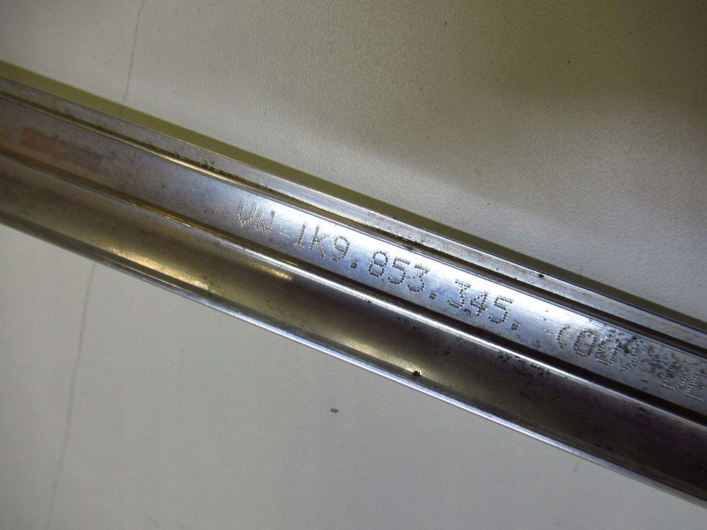 VW GOLF V moulding windows CHROM left 1K9853345