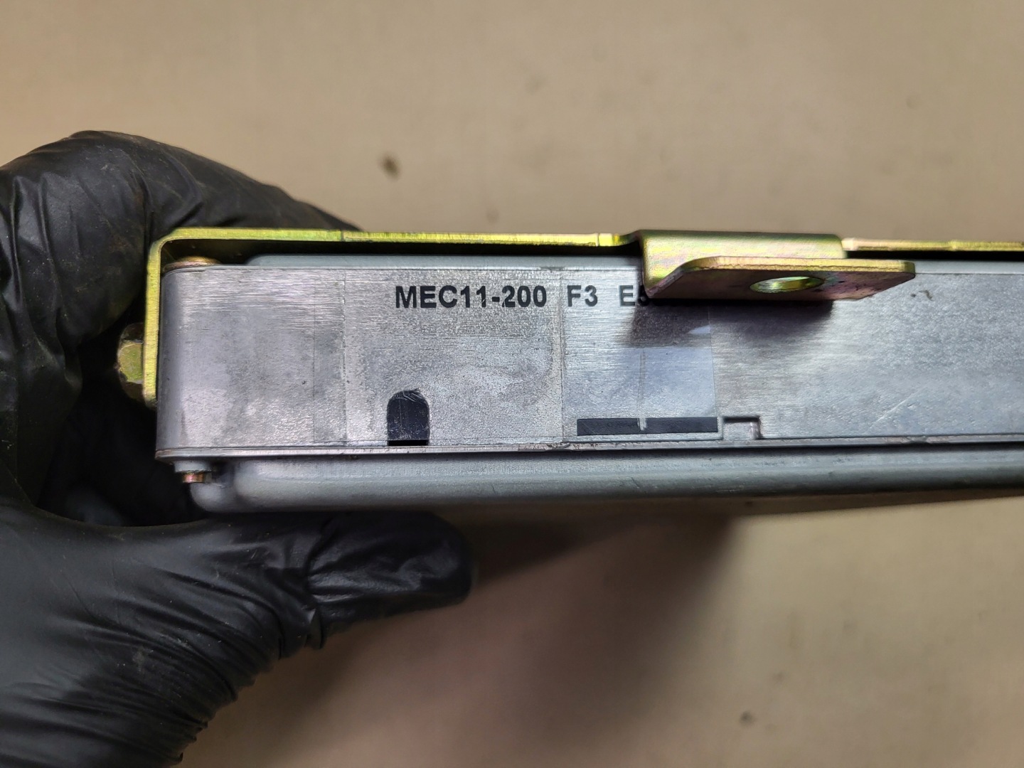 computer control unit NISSAN ALMERA MEC11-200 F3 OE EU