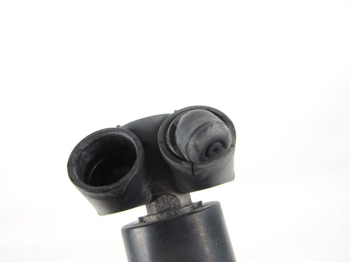Dysza of the washer reflektora front front right Mercedes W221