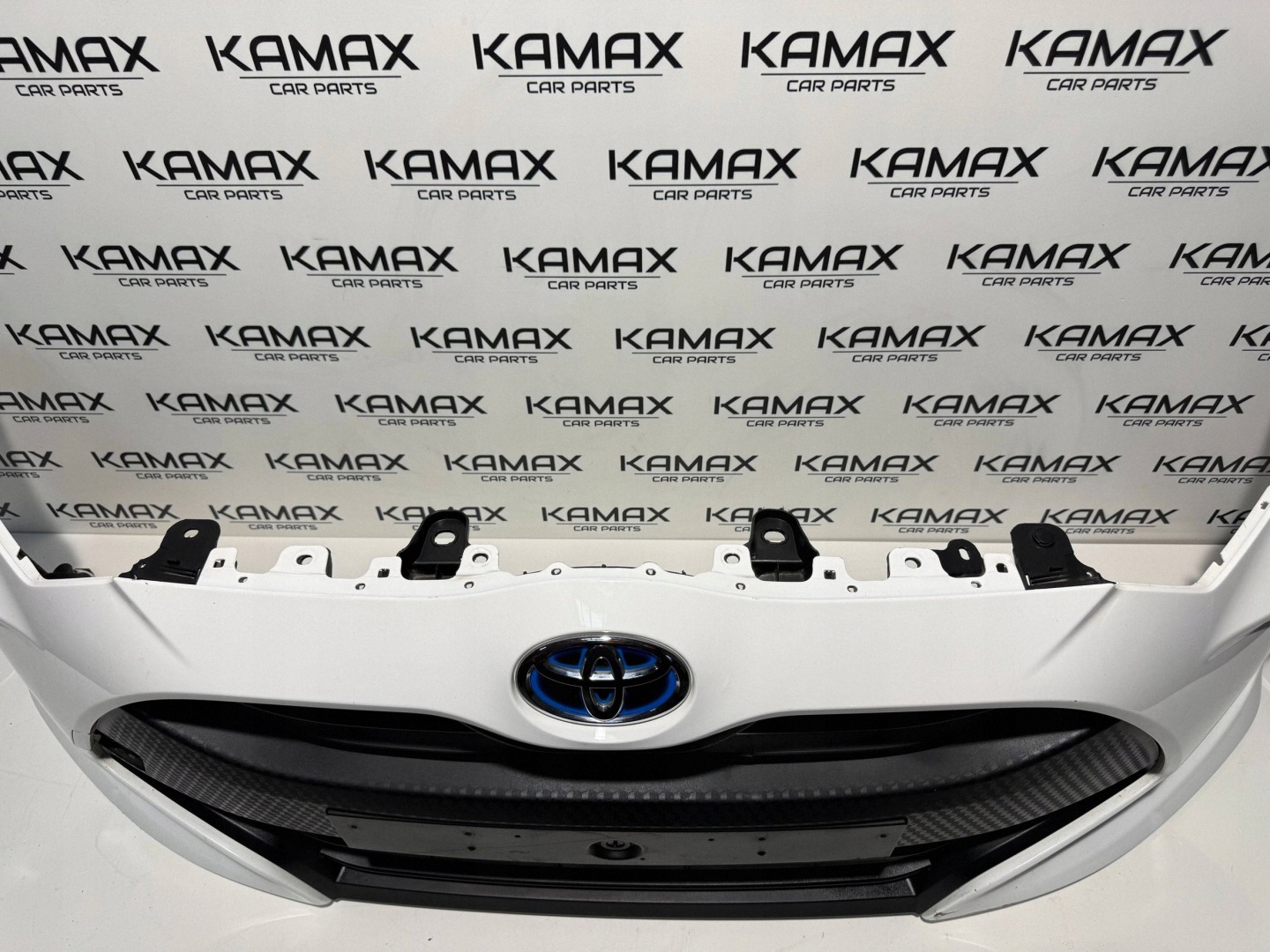 front bumper TOYOTA YARIS IV 20- original 52119-0DA00