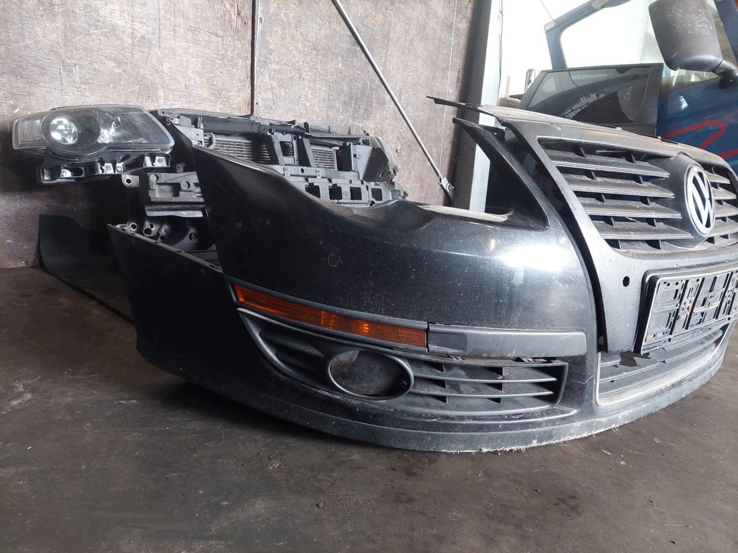 complete front bonnet bumper light fender VOLKSWAGEN PASSAT B6 L041