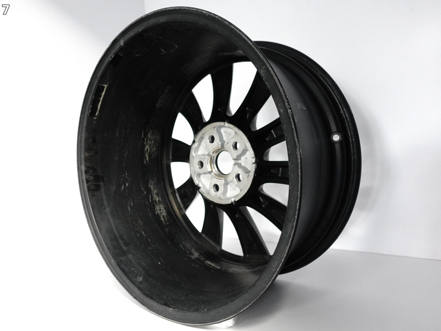 TESLA MODEL Y PERFORMANCE 20- disk 9,5JX20 ET45 5X114,3