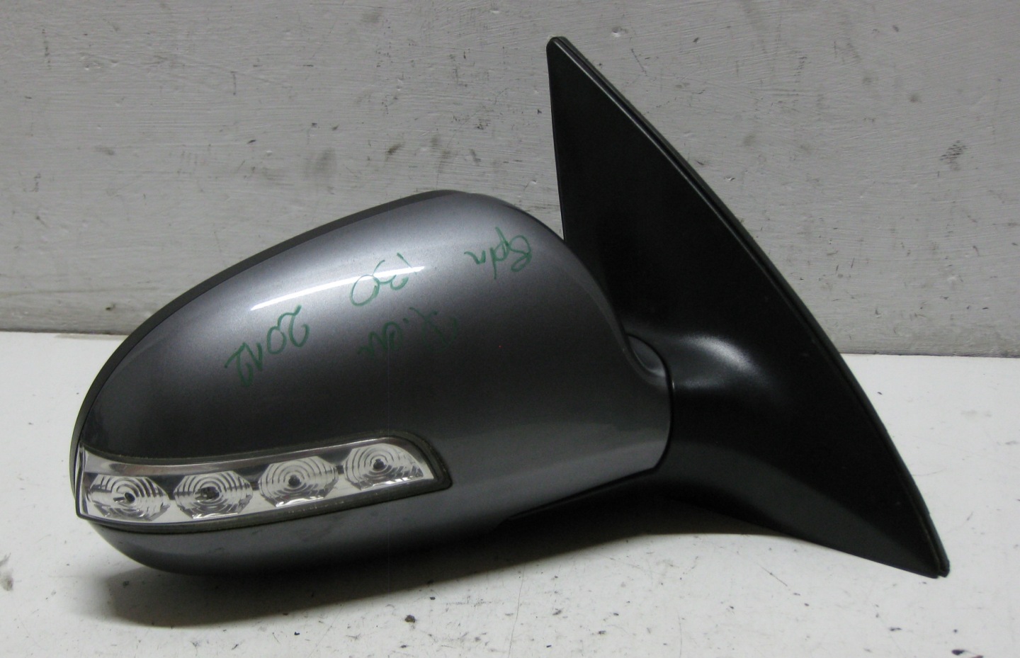 HYUNDAI I30 1.6 CRDI 12R mirror right 8 PIN EU