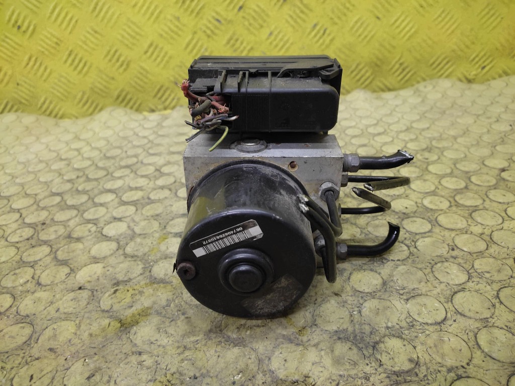 FORD FOCUS MK2 pumpa ABS 3M512C405HC