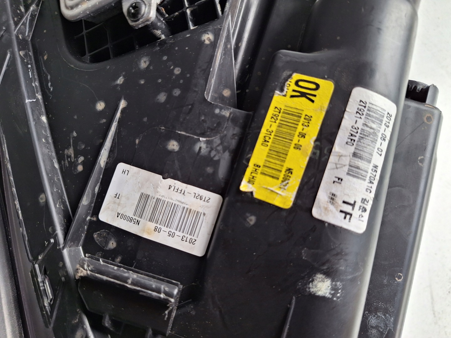 KIA OPTIMA III LIFT 13-16 light left XENON + LED UK
