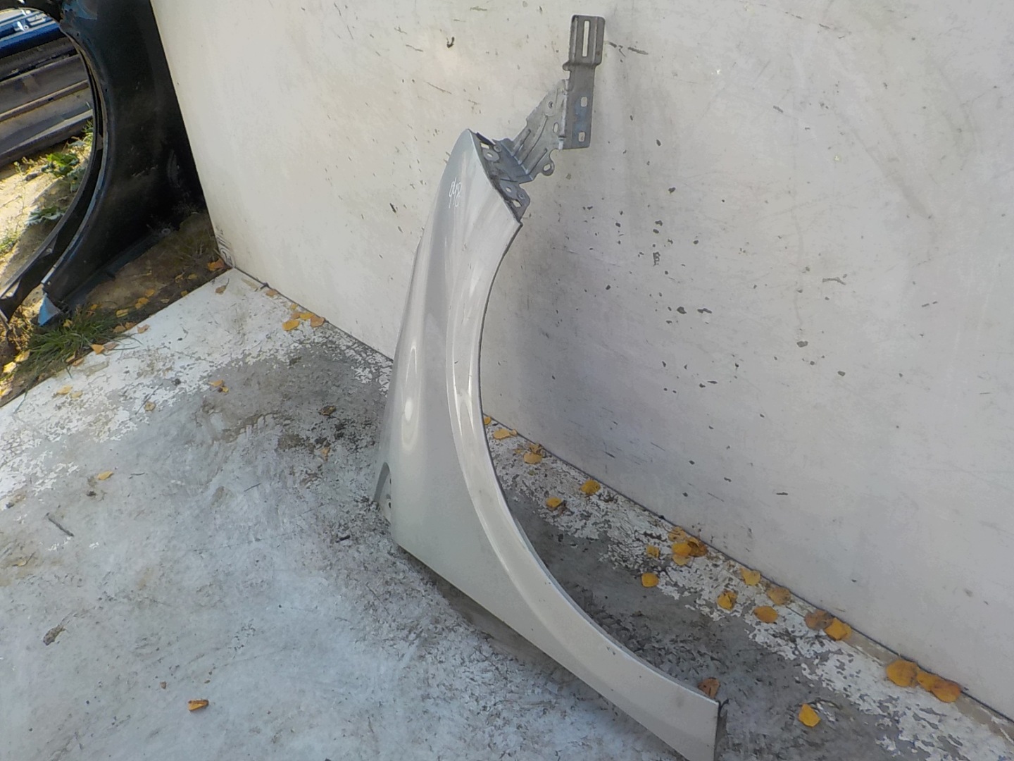 948 PEUGEOT 208 fender right front front