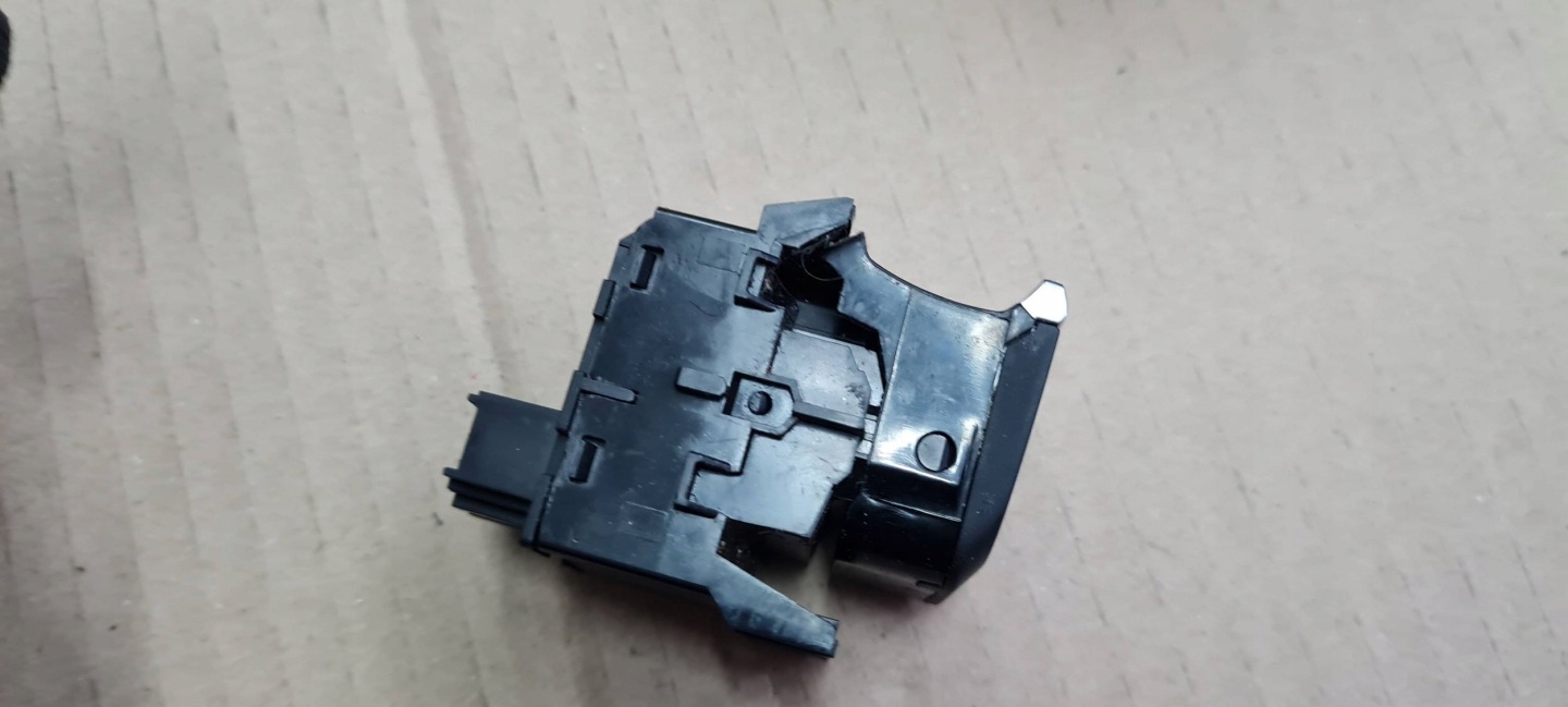 SQ5 Q5 80A PANEL PRZYCIK electric brake 80B927225