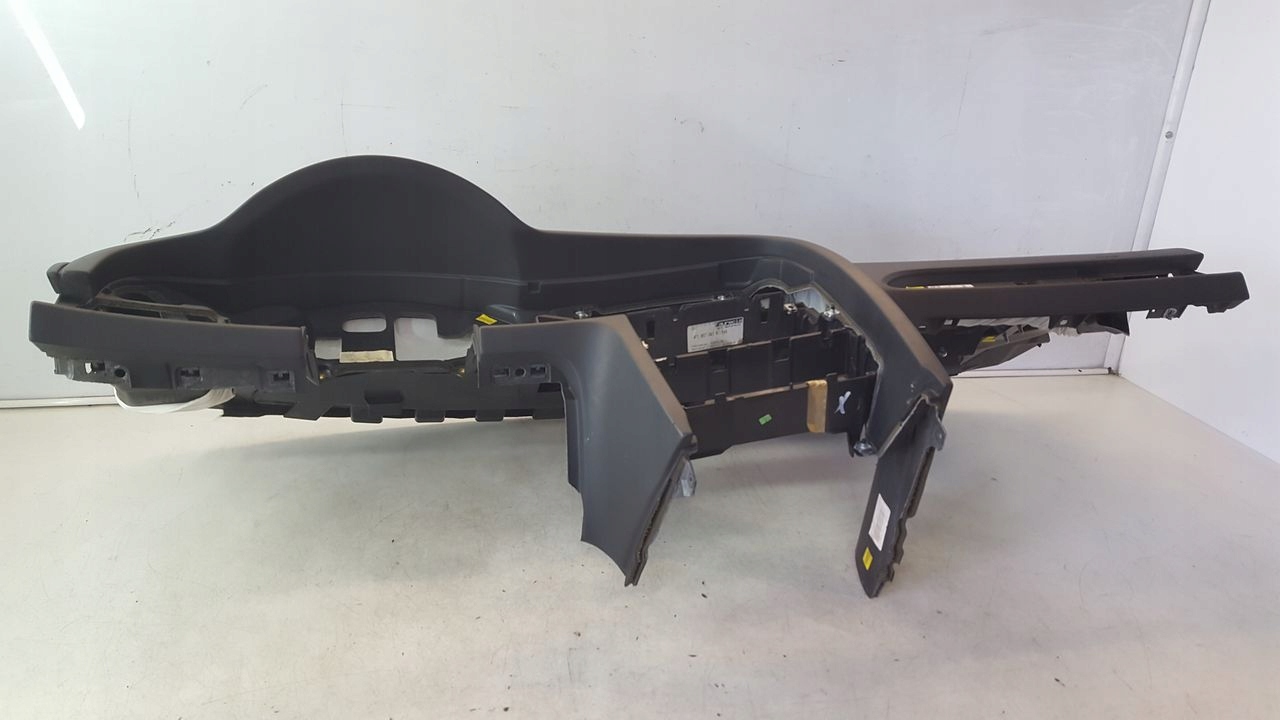 dashboard console tension belts Audi A6 C6 2,7 TDI