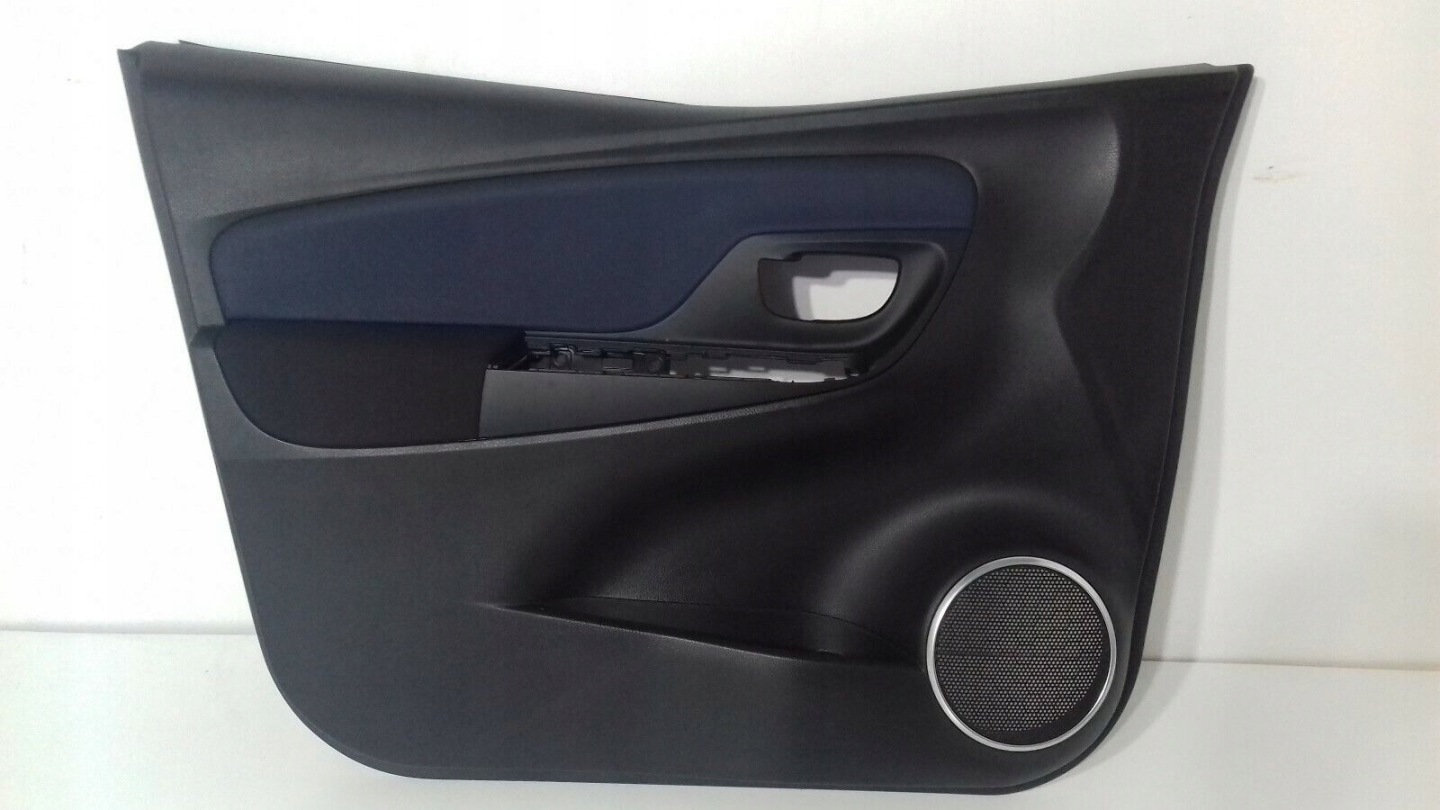 side door TOYOTA YARIS III 2017-2020 side