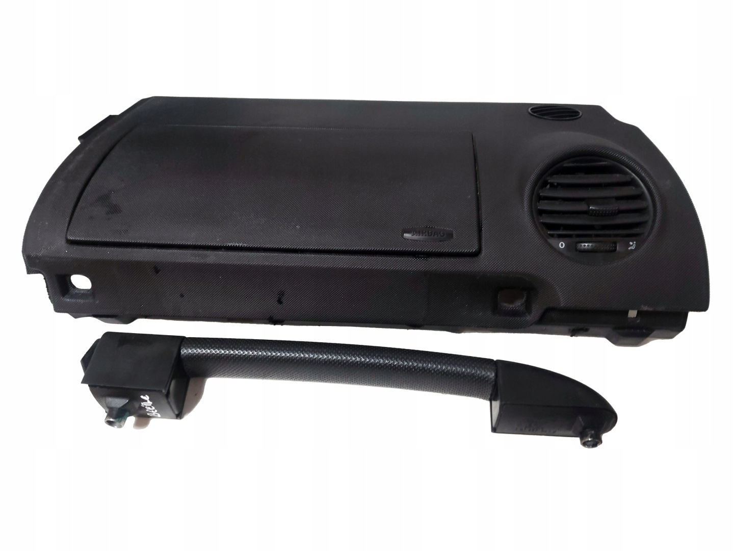 spoiler of the dashboard handle KPL VOLKSWAGEN NEW BEETLE