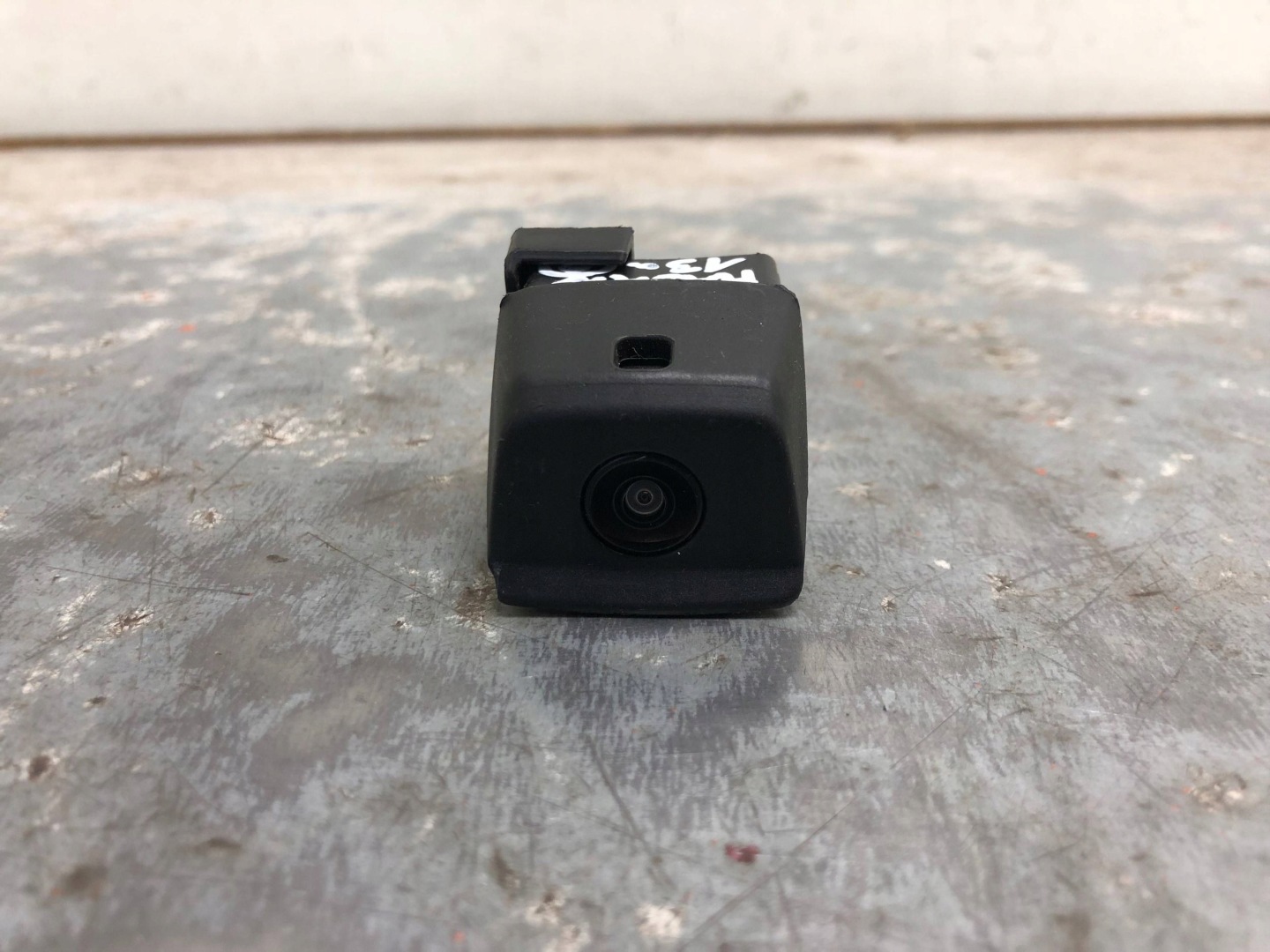 KAMERA reversing rear part PORSCHE MACAN 95B 95B980551F