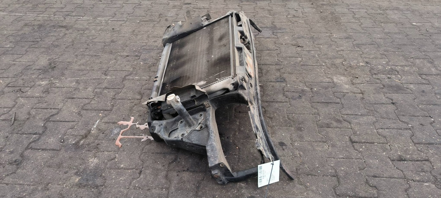 support panel for radiators 8D0907133A AUDI A4 B5