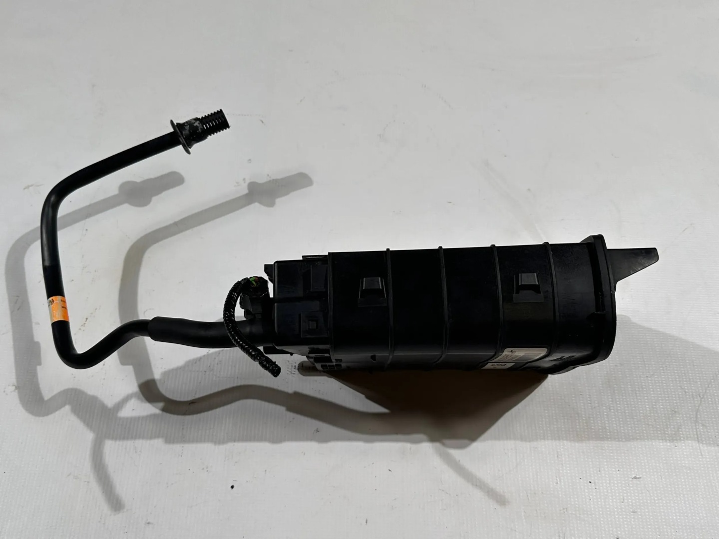 karbonski filter oparow goriva Lincoln Continental 2017 - 2020