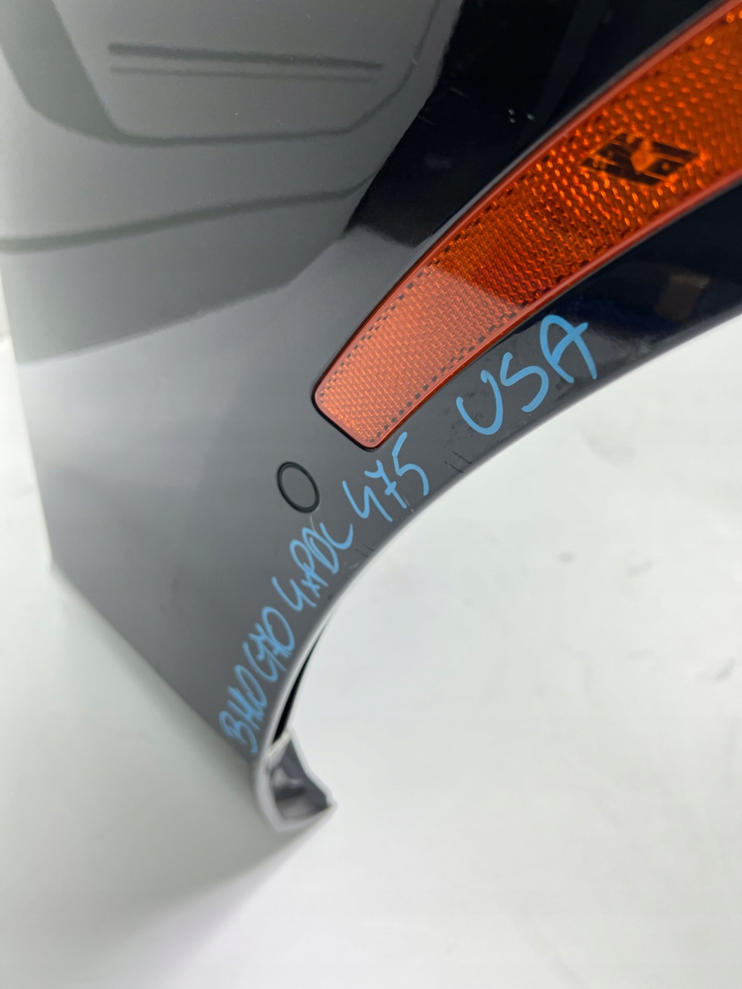 front bumper BMW G70 m-packet USA 4XPDC 475