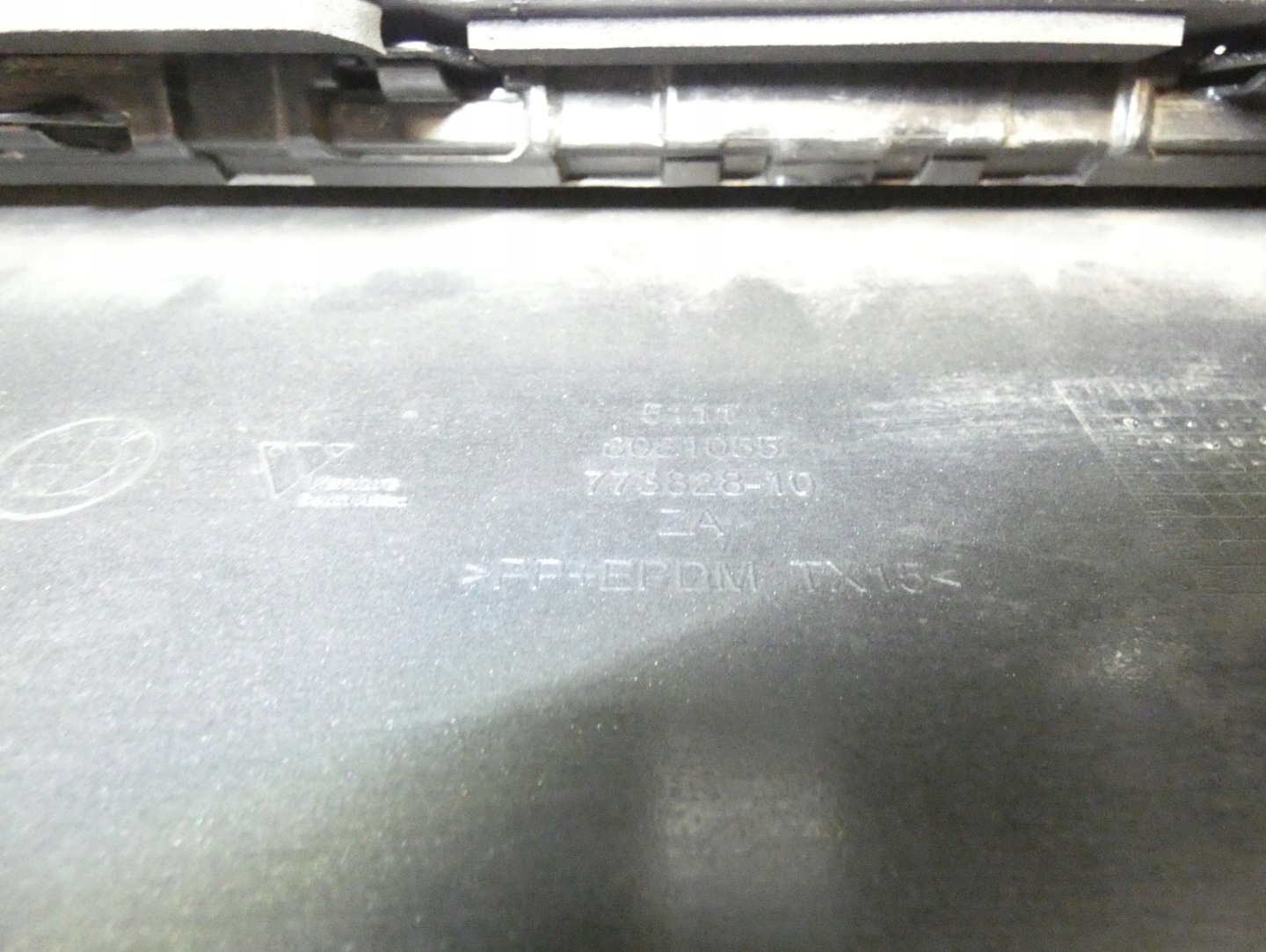 BMW X3 G01 LIFT 773828 m-packet below 6 PDC below RADAR bumper front front