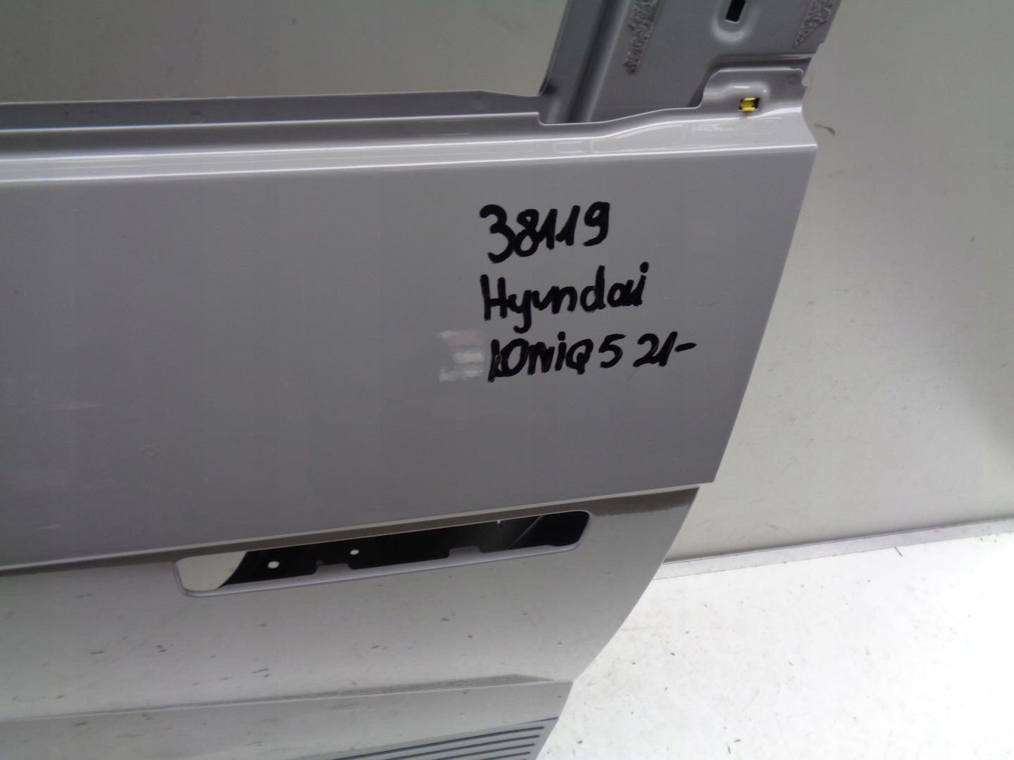 door left front HYUNDAI IONIQ 5 21- NR 38119