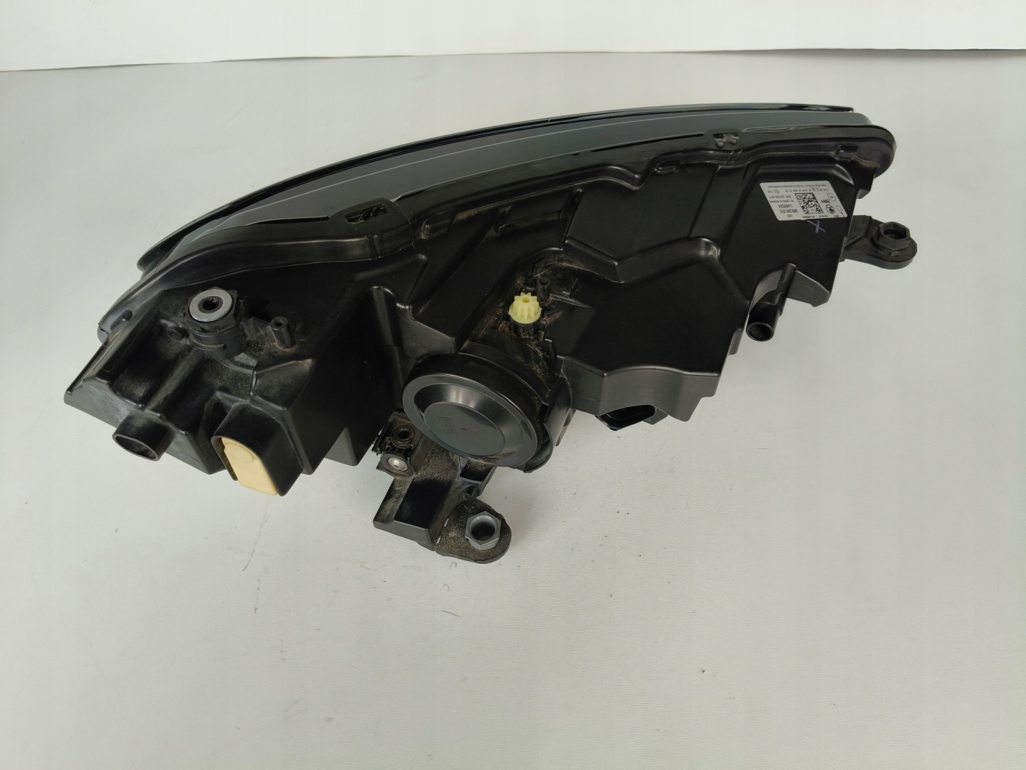light left REFLEKTOR SKODA FABIA IV 4 6VA 20- LED