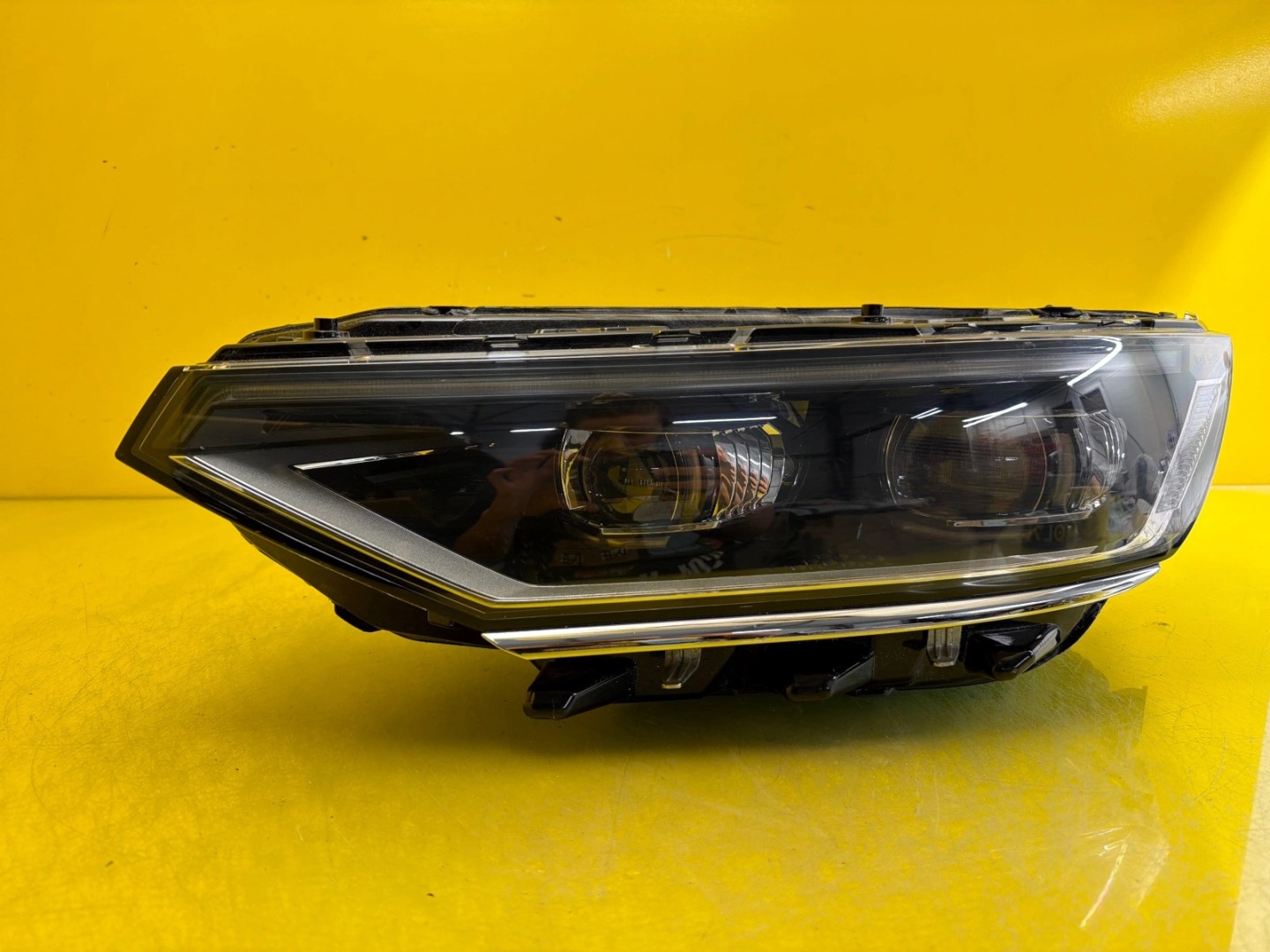 light left VW Passat B8 Full Led 3G1941081P