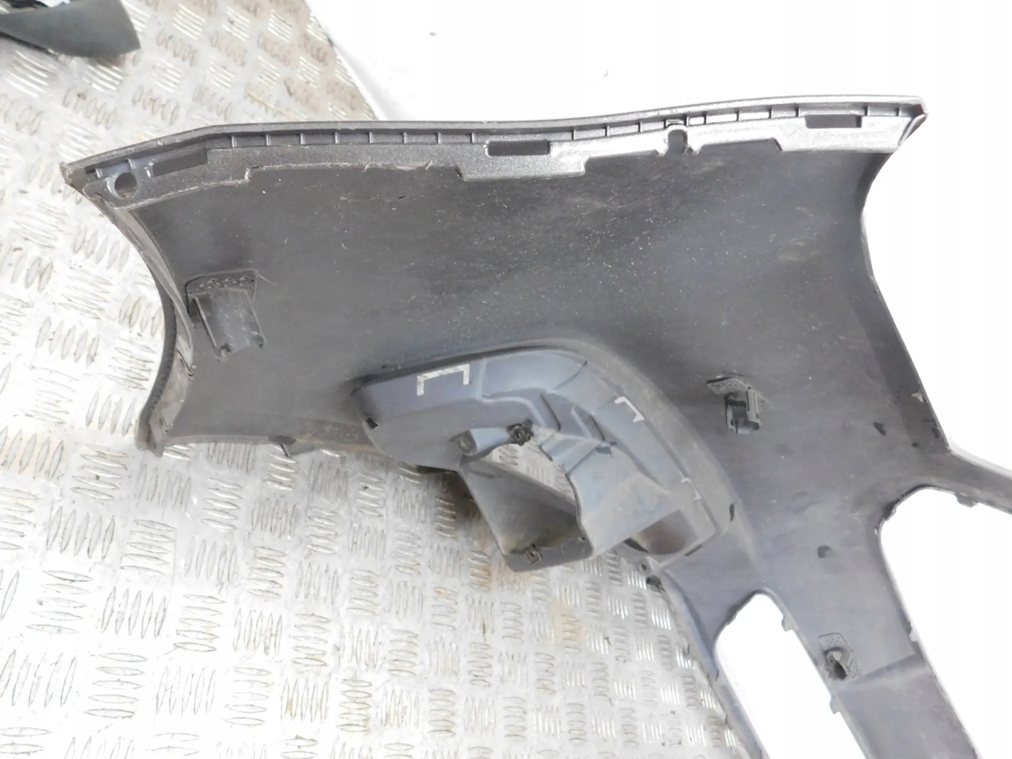 bumper front front FORD MONDEO MK5 PDC