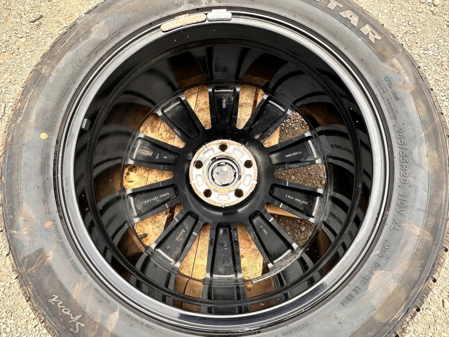 kolo kola disk disk 20" 255/55/20 20x8jx37.5 Ford Explorer 2020+