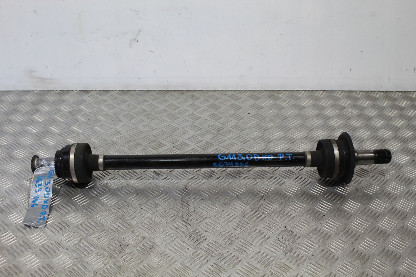 semi-axis right rear part BMW 7 G11 8639466