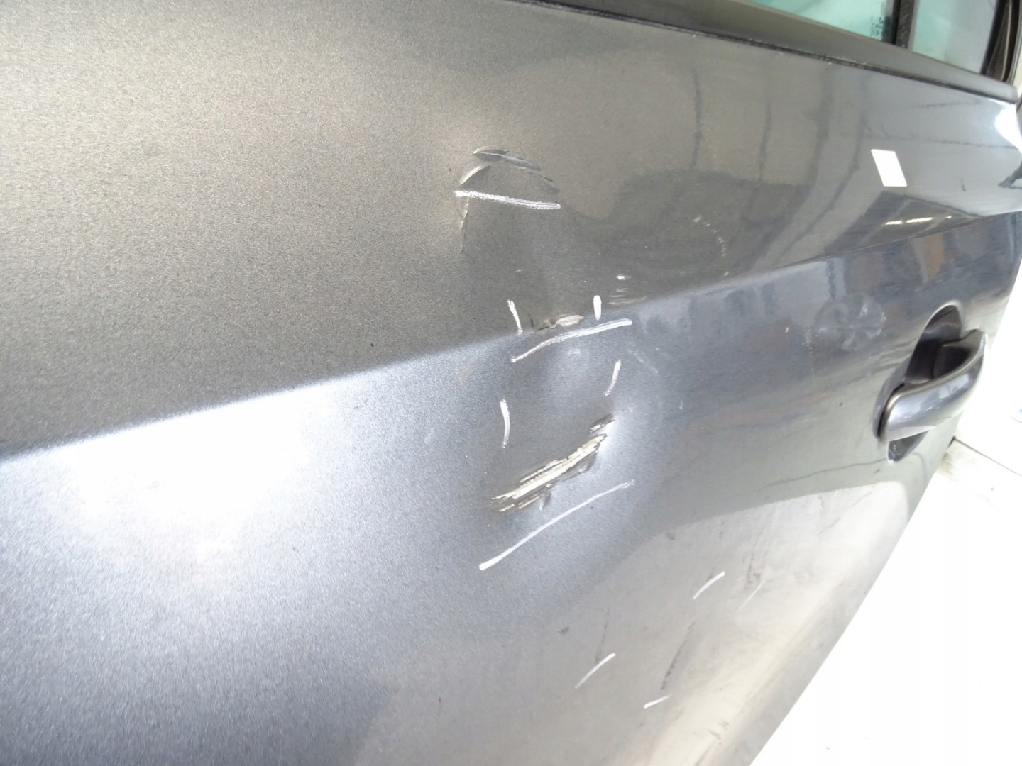 ajtó bal hátsó bal hátsó VW JETTA 5C LIFT LD7X 12