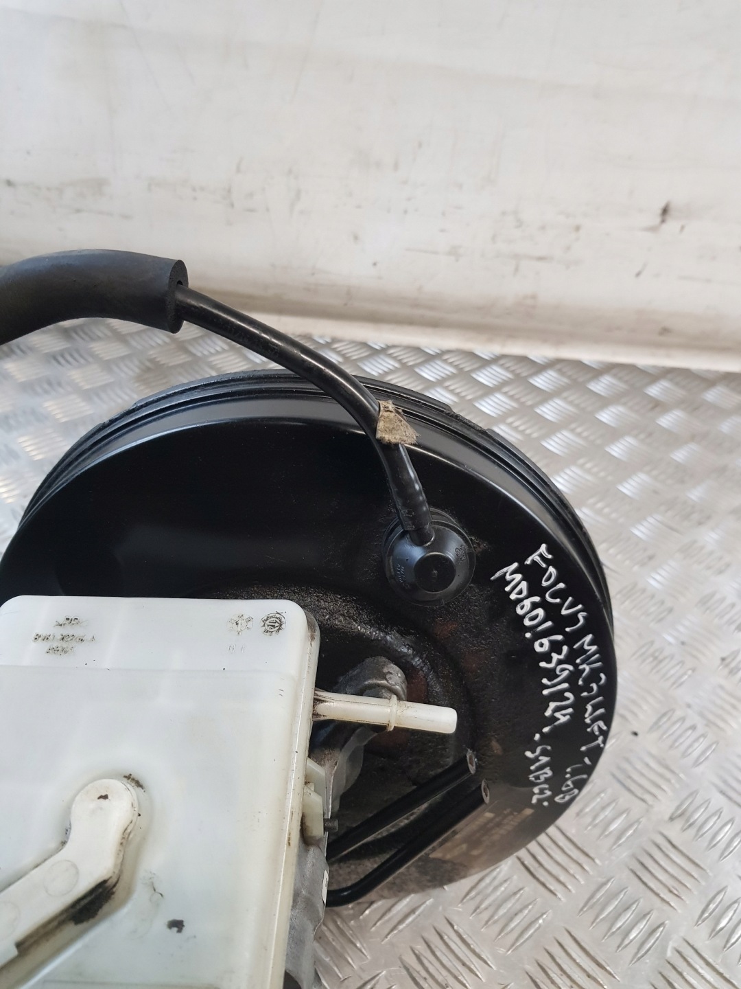 Servofreno servo DV612B195AA FORD FOCUS MK3 1.6 11R