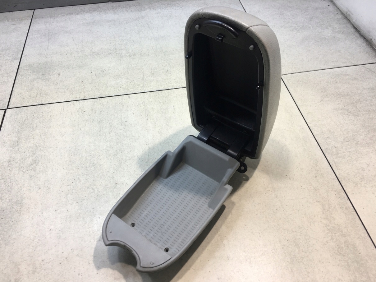 bracciolo KIA CERATO e