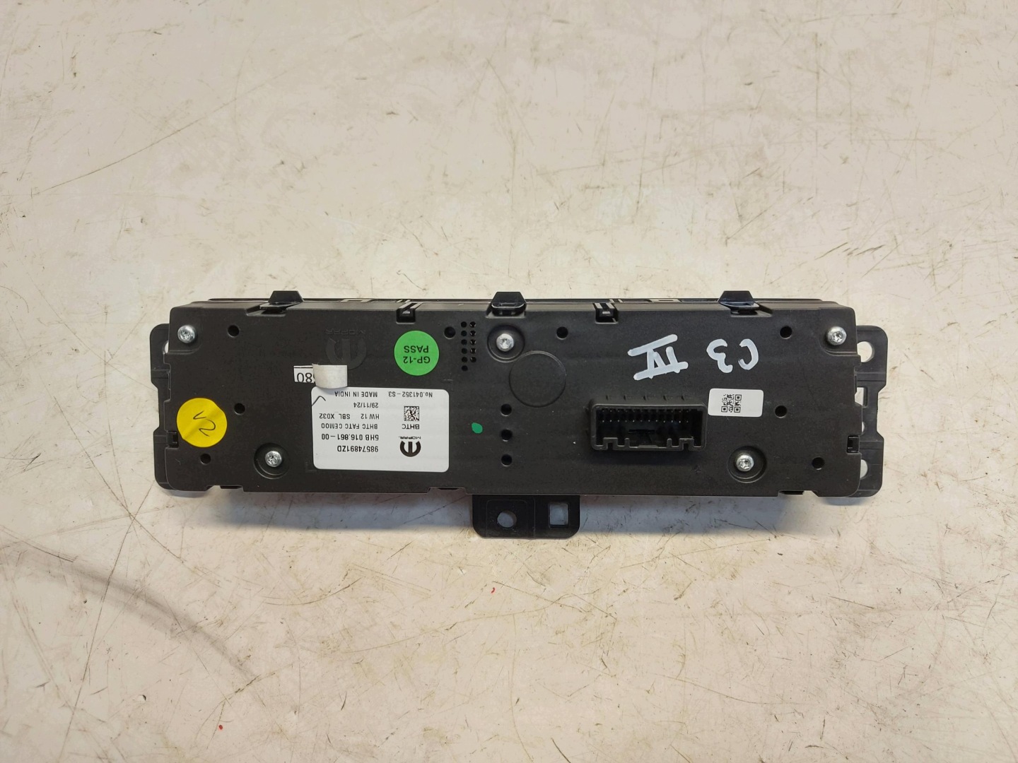Citroen C3 IV 4 2025 1.2 THP HN09 Unite commande clima 98574891