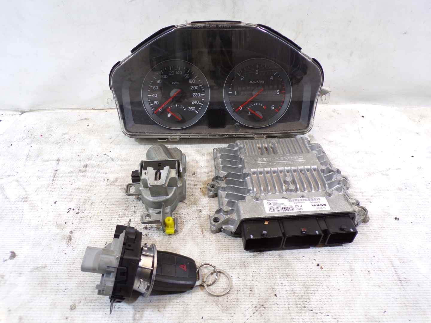 Montaggio STARTOWY VOLVO V50 2.0d 5WS40562A incompleto CZYTAJ OPIS e NUMERY