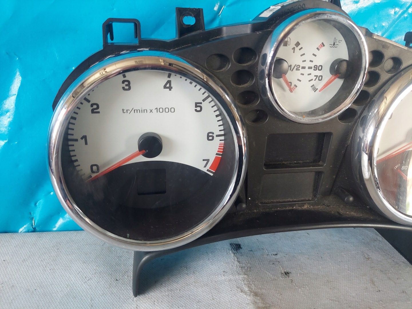 dials clock PEUGEOT 207 1.6 16V 9662904480