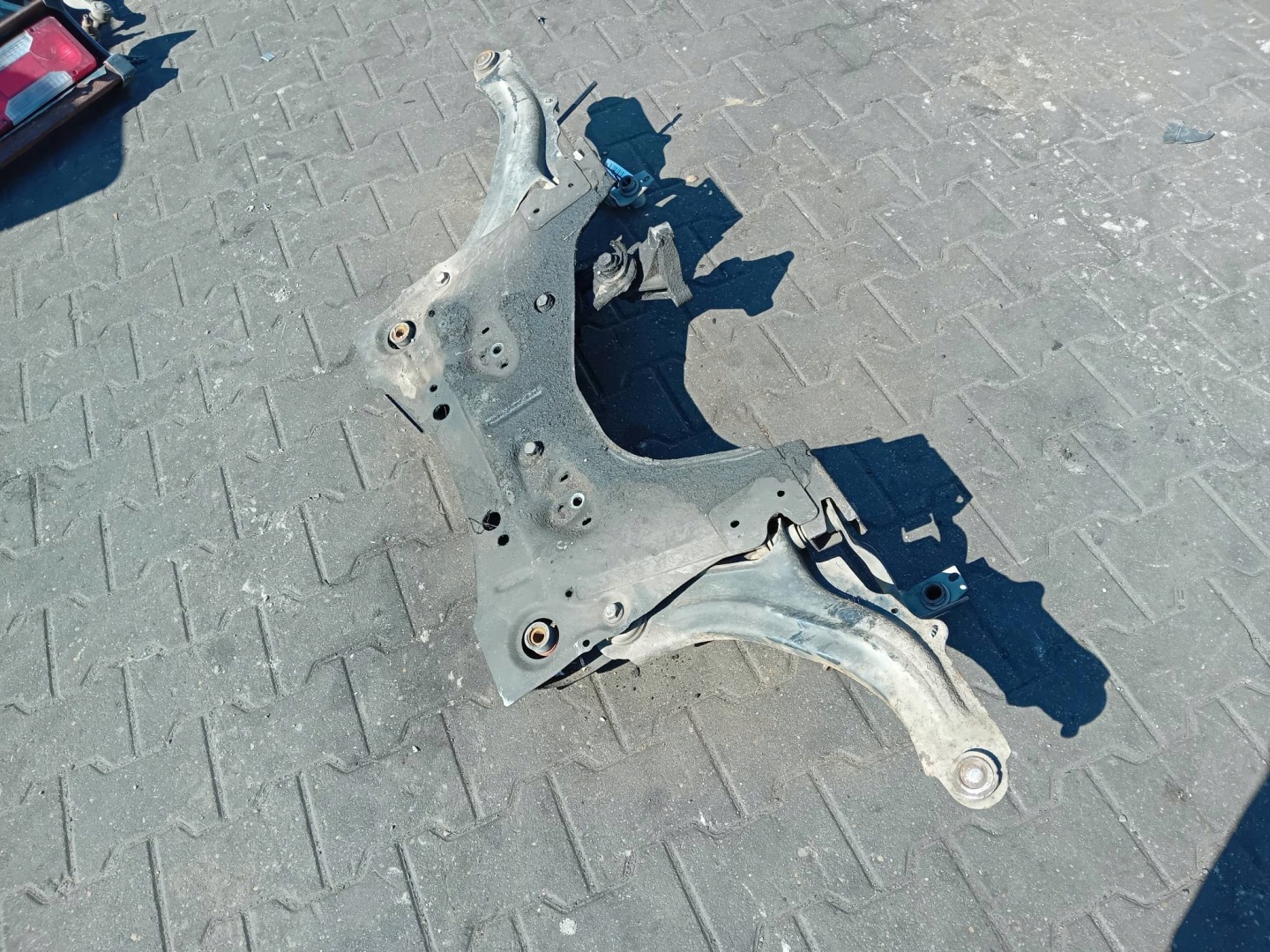 axle beam front 1.9 DCI RENAULT SCENIC II