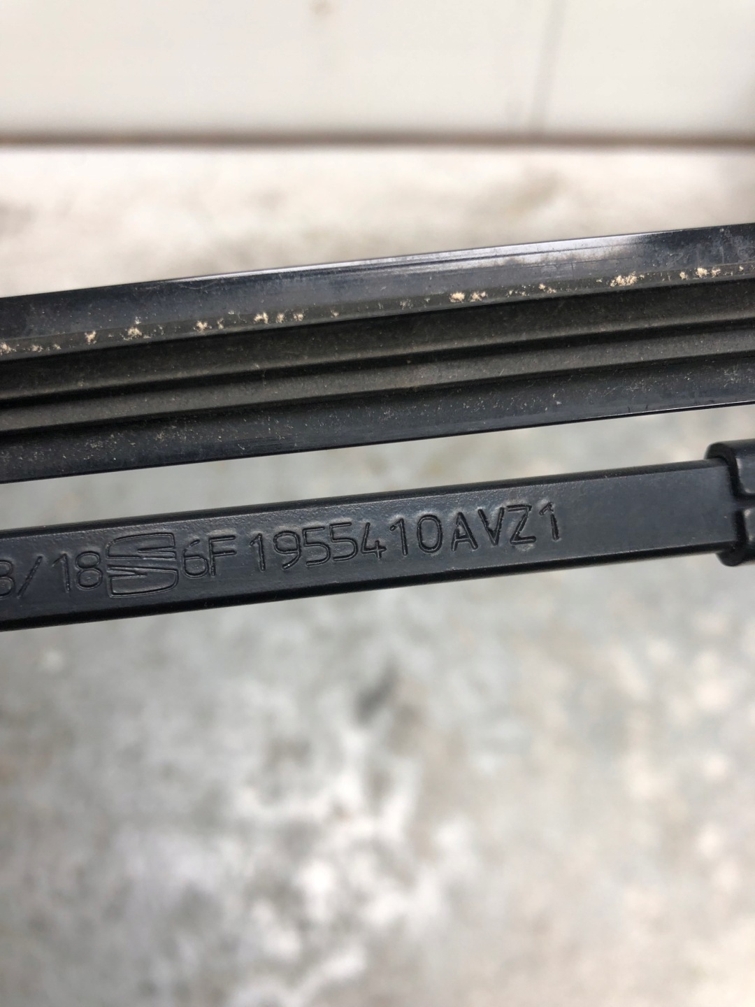 Bracci tergicristallo SEAT IBIZA V 6F1955409 6F1955410