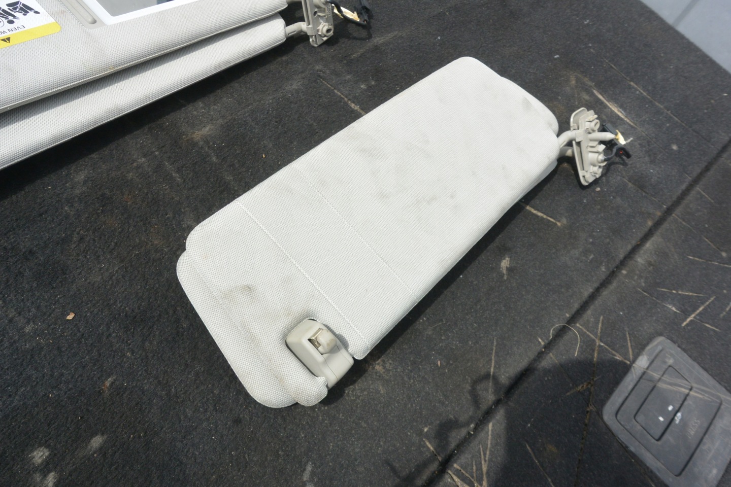 cover PRZECIWSLONECZNA visor right left AUDI Q7 4L KOMPLET