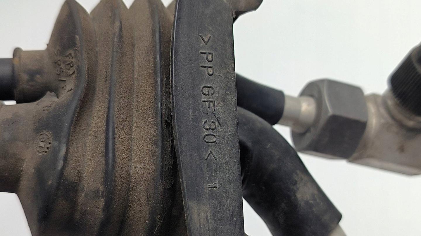 vedení klimatizaci 1.8 VOLKSWAGEN PASSAT B5