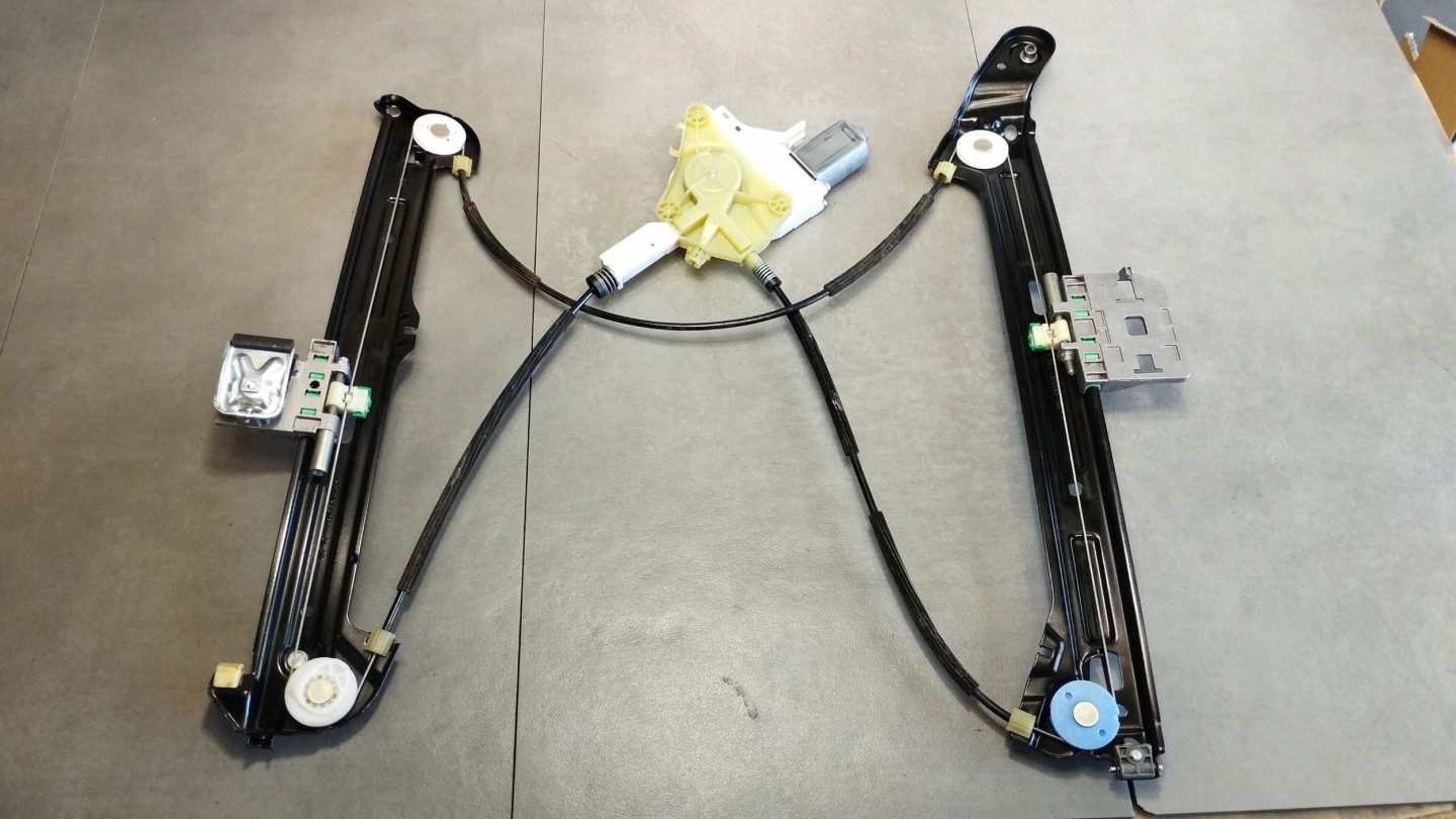 Audi A7 4G 2016 mechanism windows right front 4G8837462C