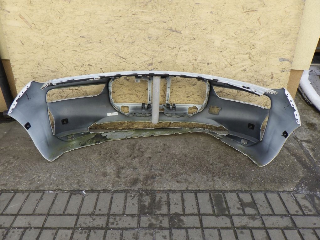 BMW 7 I7 G70 2022- front bumper