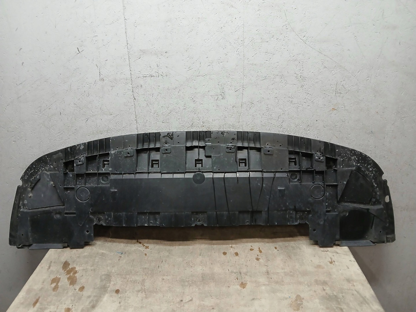 cover below front bumper front Renault Trafic III (X82) 214772809R